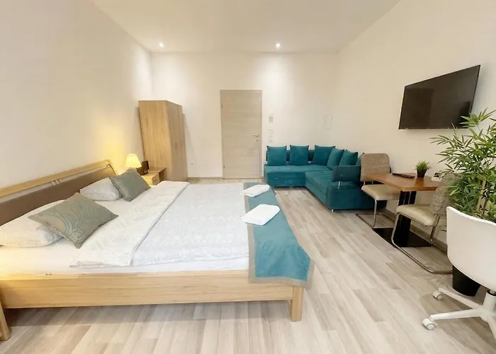 Modern 1br Near Amusement Park * Viena